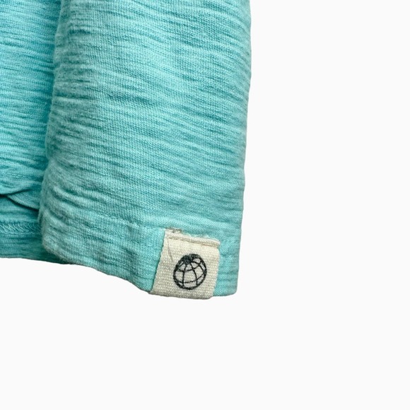 Free Planet Shirt Men’s sz. M Blue Short Sleeve 100% Cotton 2 Buttons - Picture 3 of 8